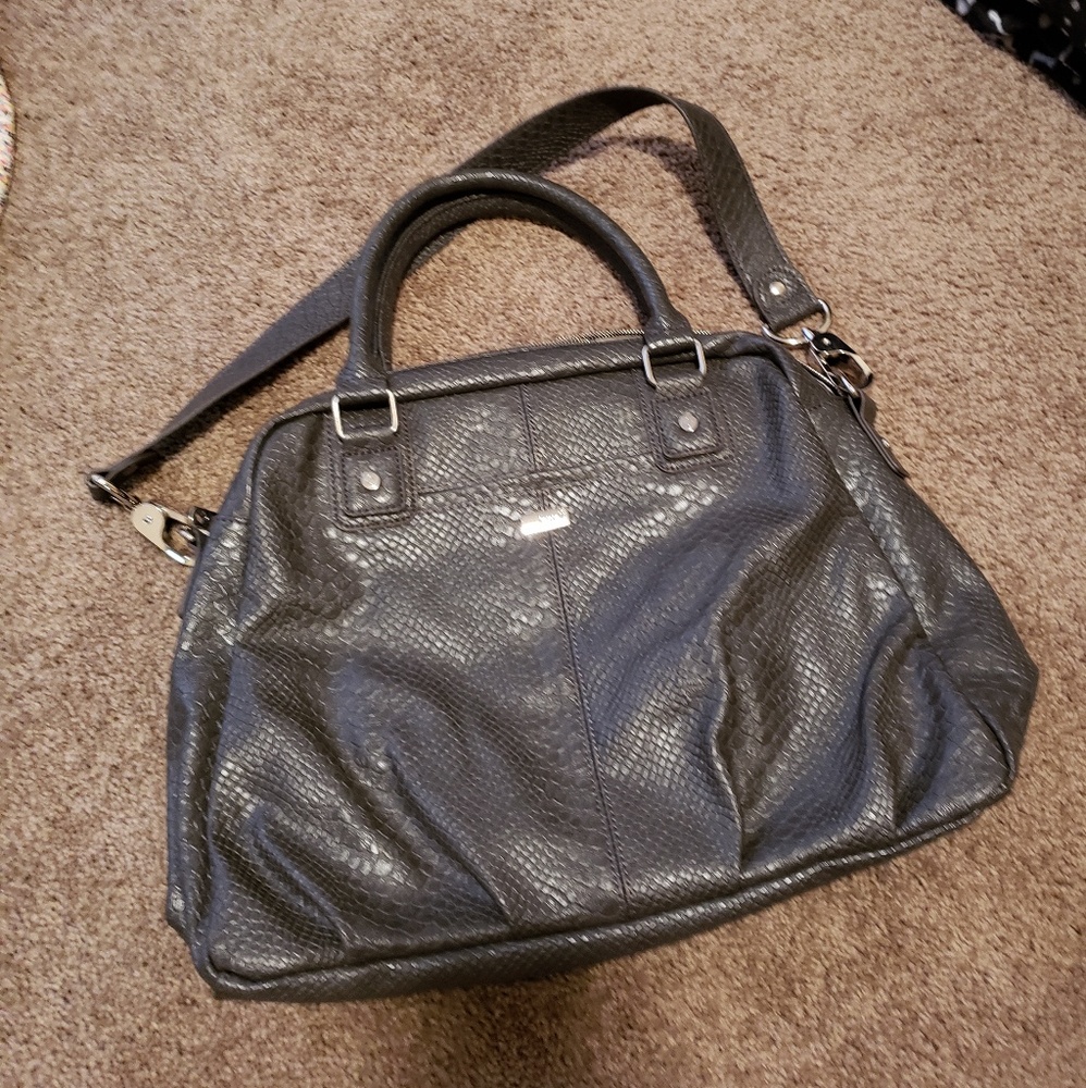 Jewel by thirty one purse